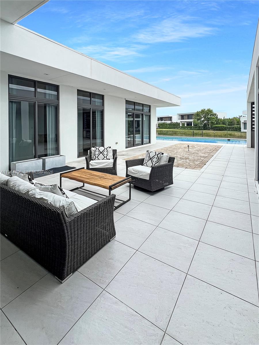 16640 Sunset Way, Weston FL 33326