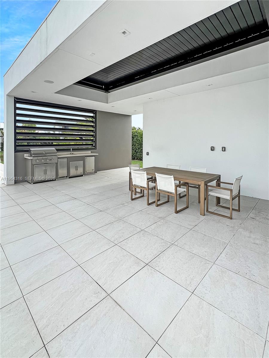 16640 Sunset Way, Weston FL 33326