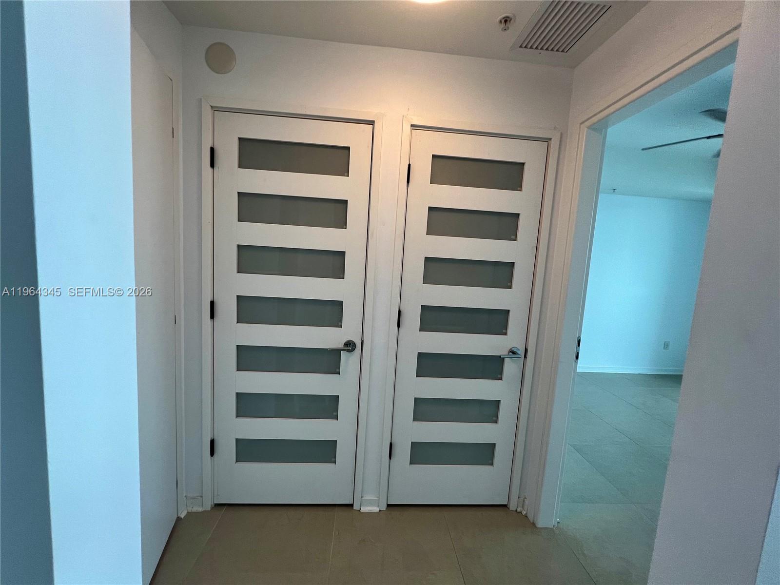 300 S Biscayne Blvd #3614, Miami FL 33131