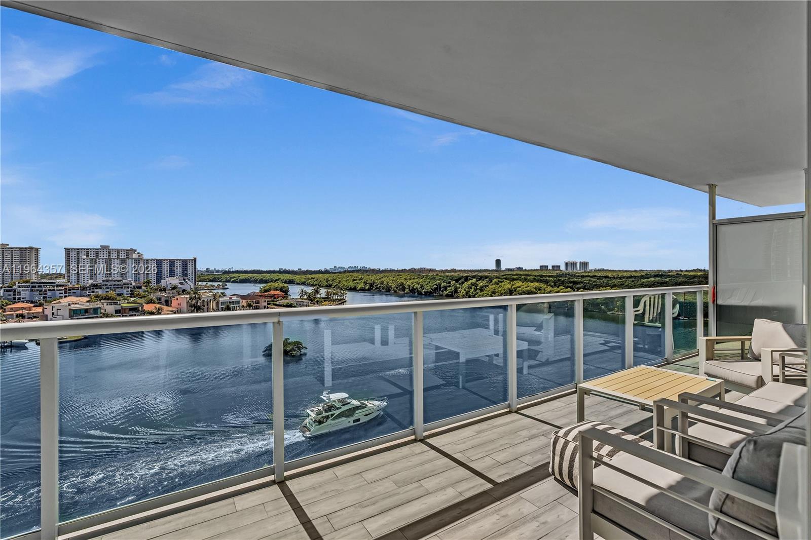 400 Sunny Isles Blvd #907, Sunny Isles Beach FL 33160