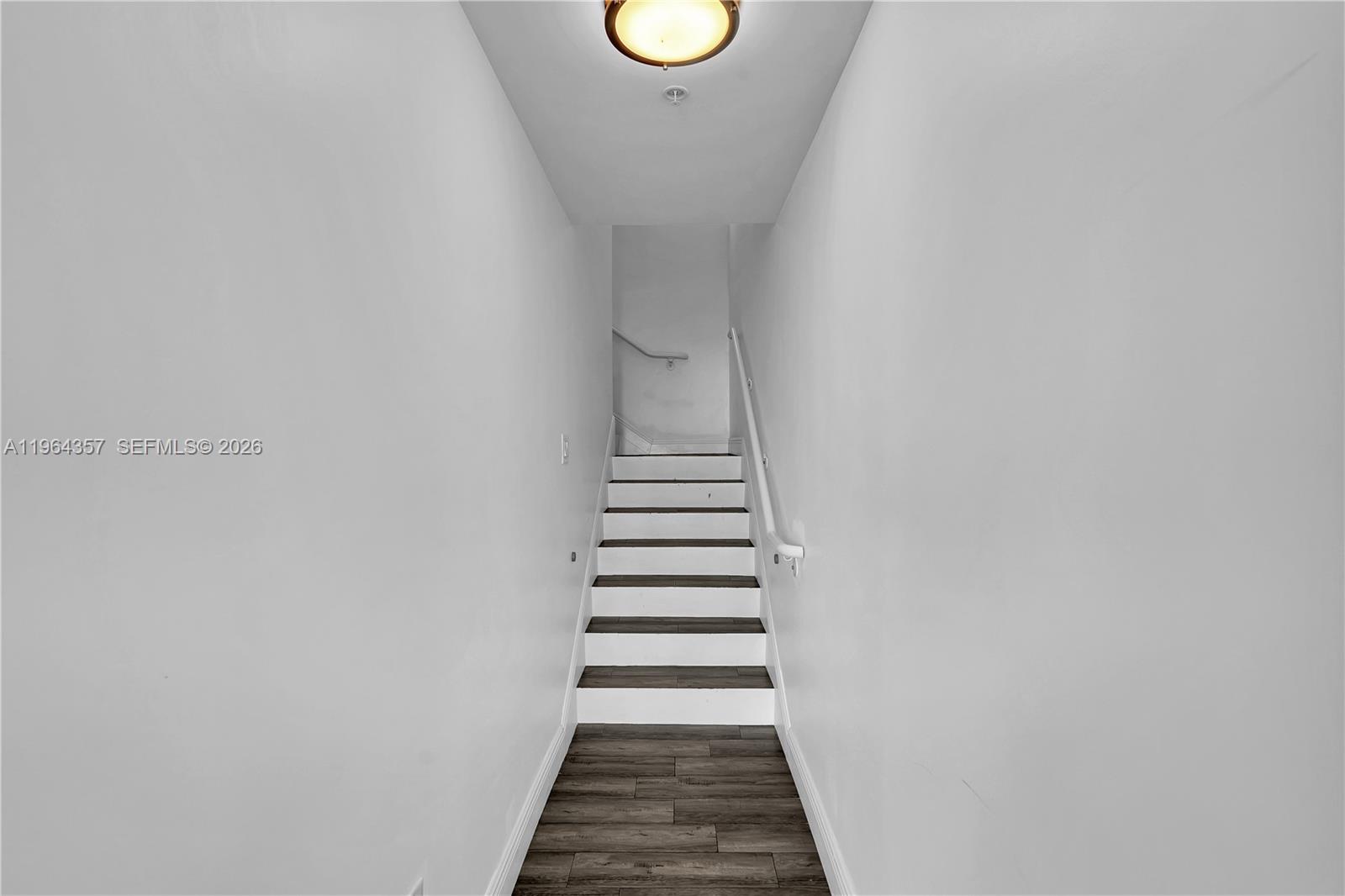 400 Sunny Isles Blvd #907, Sunny Isles Beach FL 33160