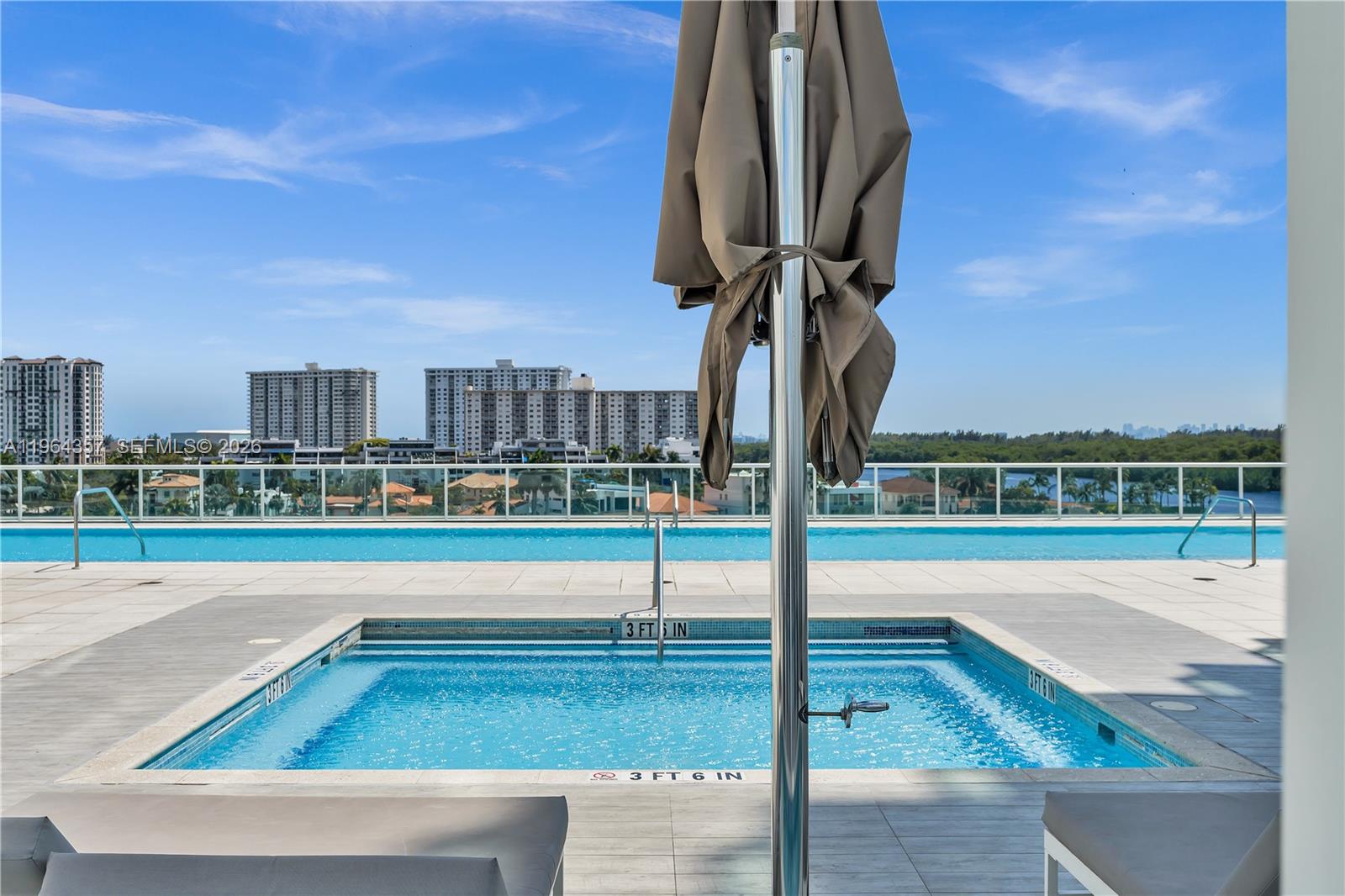 400 Sunny Isles Blvd #907, Sunny Isles Beach FL 33160