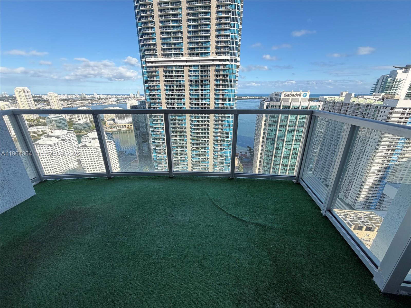 1060 Brickell Ave #4003, Miami FL 33131