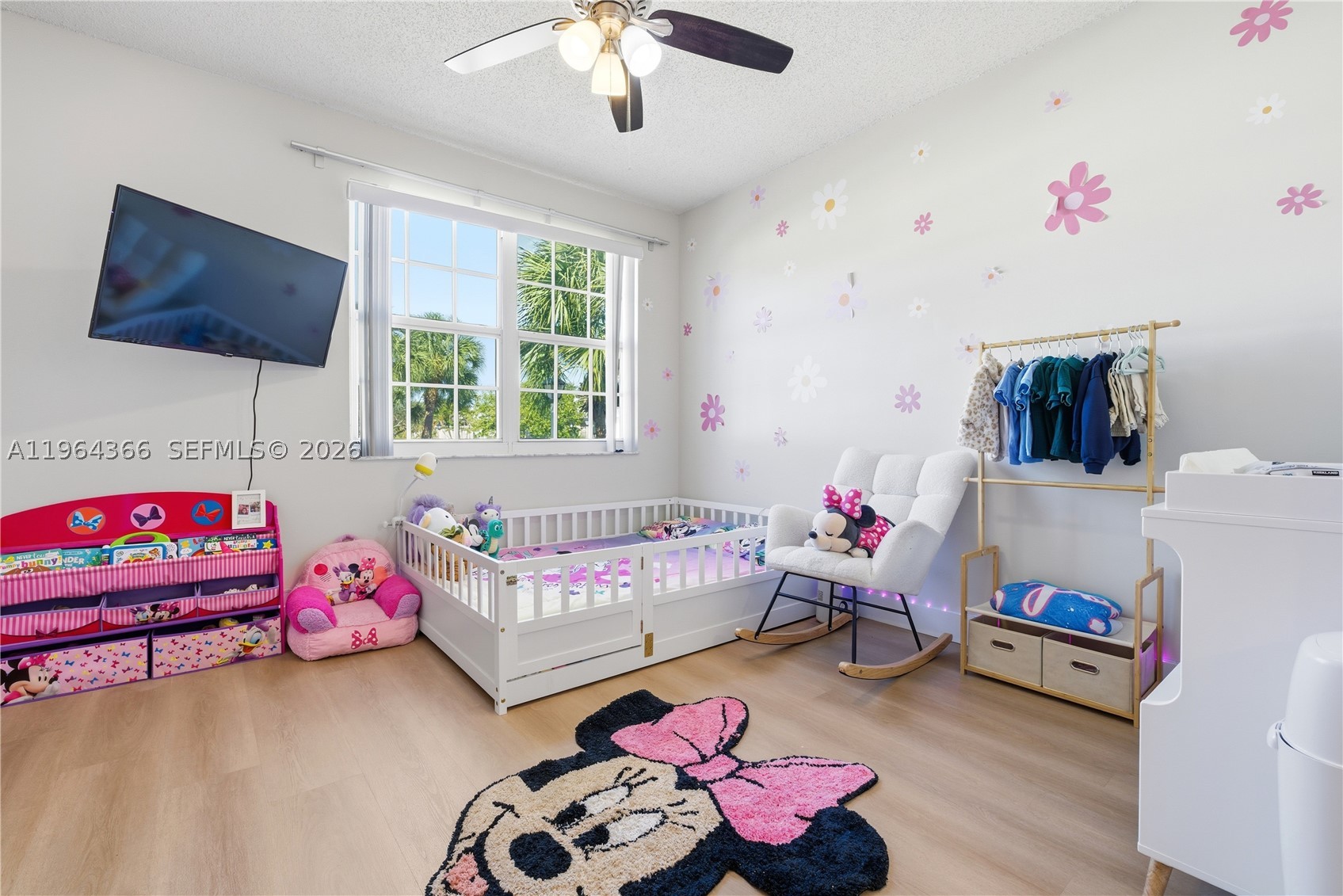 2 Simonton Cir, Weston FL 33326
