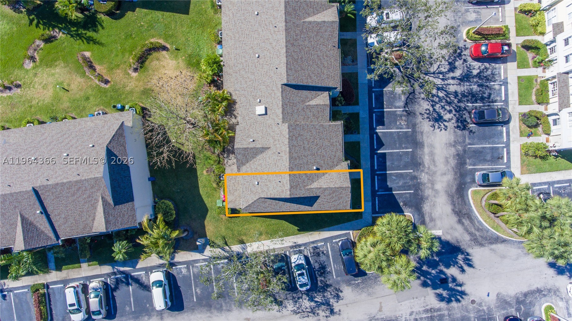2 Simonton Cir, Weston FL 33326
