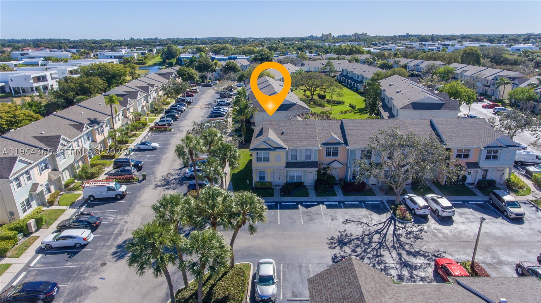 2 Simonton Cir, Weston FL 33326