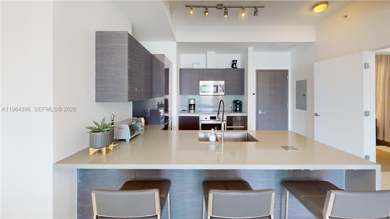 1080 N Brickell Ave #2804, Miami FL 33131