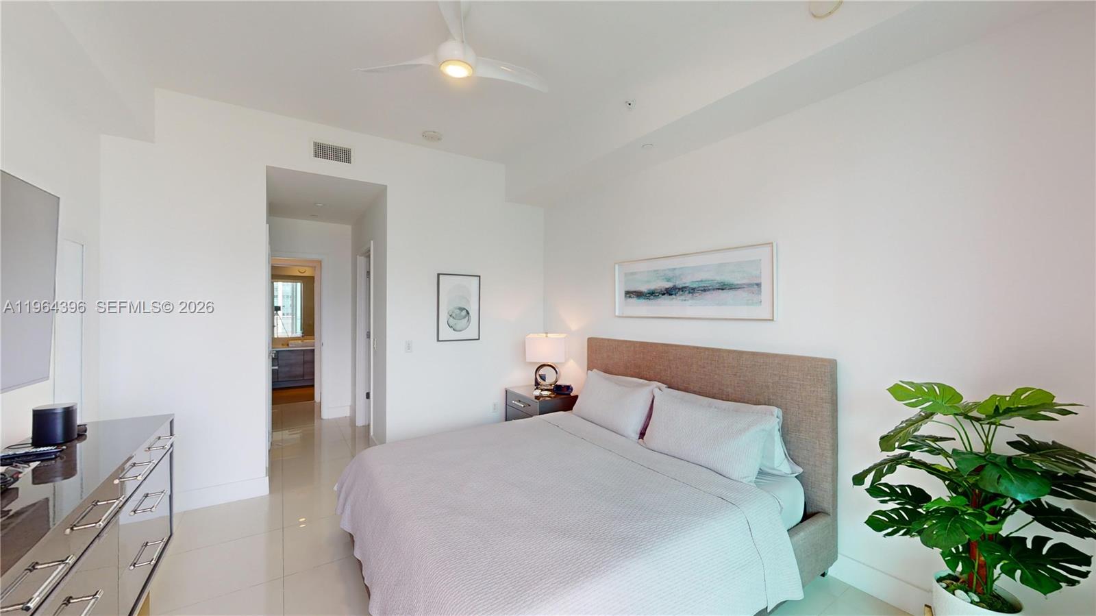 1080 N Brickell Ave #2804, Miami FL 33131