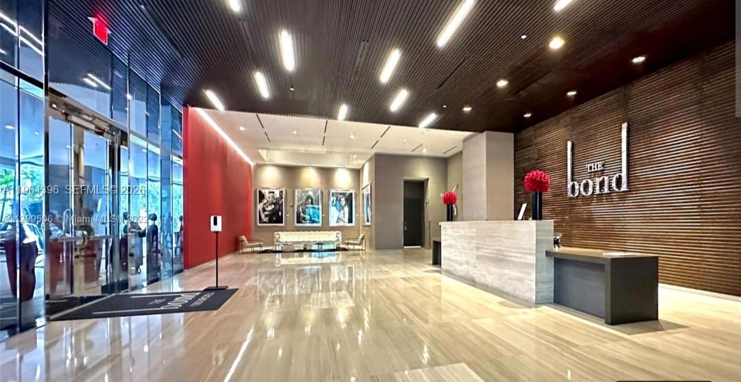 1080 N Brickell Ave #2804, Miami FL 33131