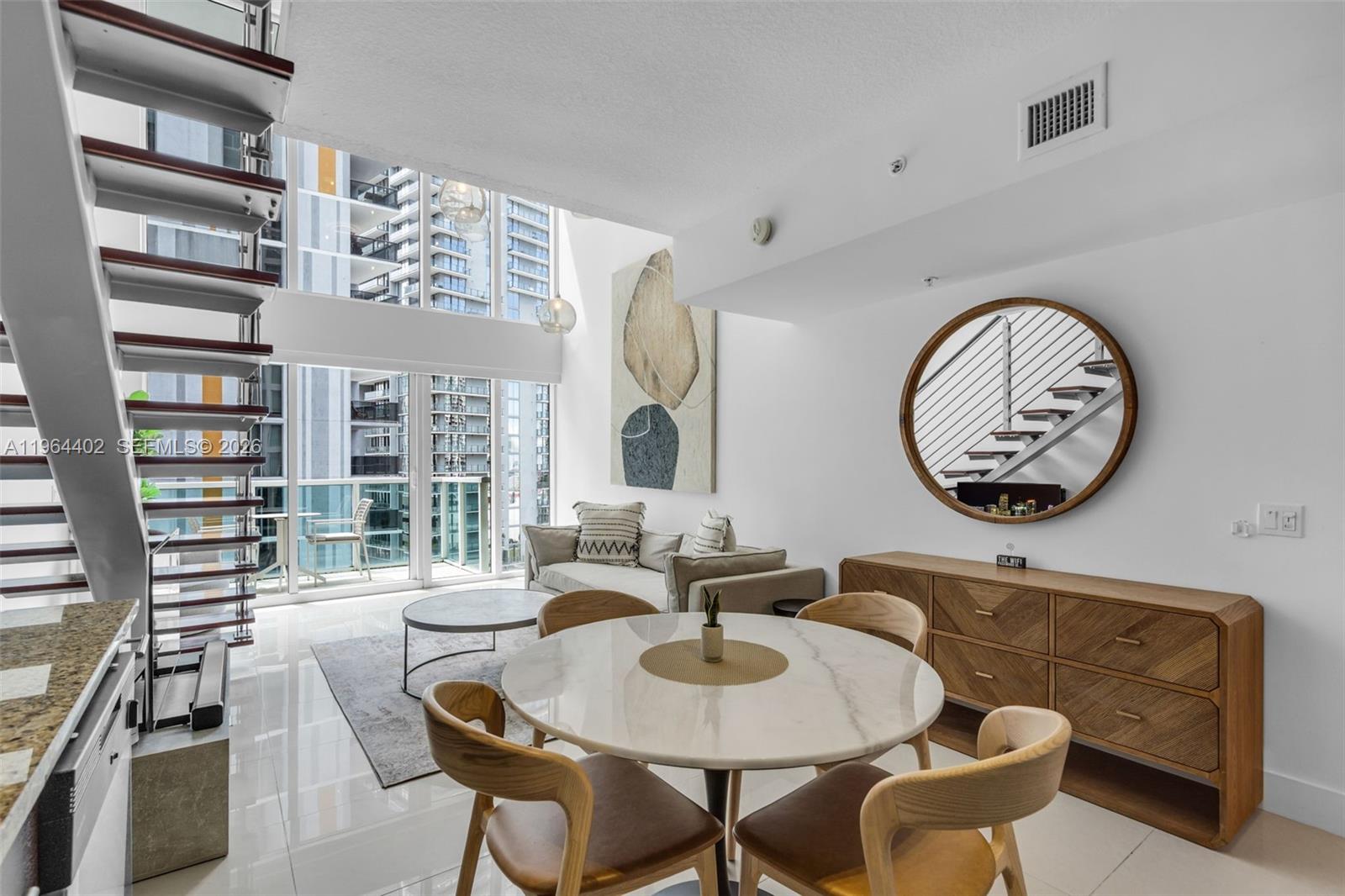 41 SE 5th St #1112, Miami FL 33131