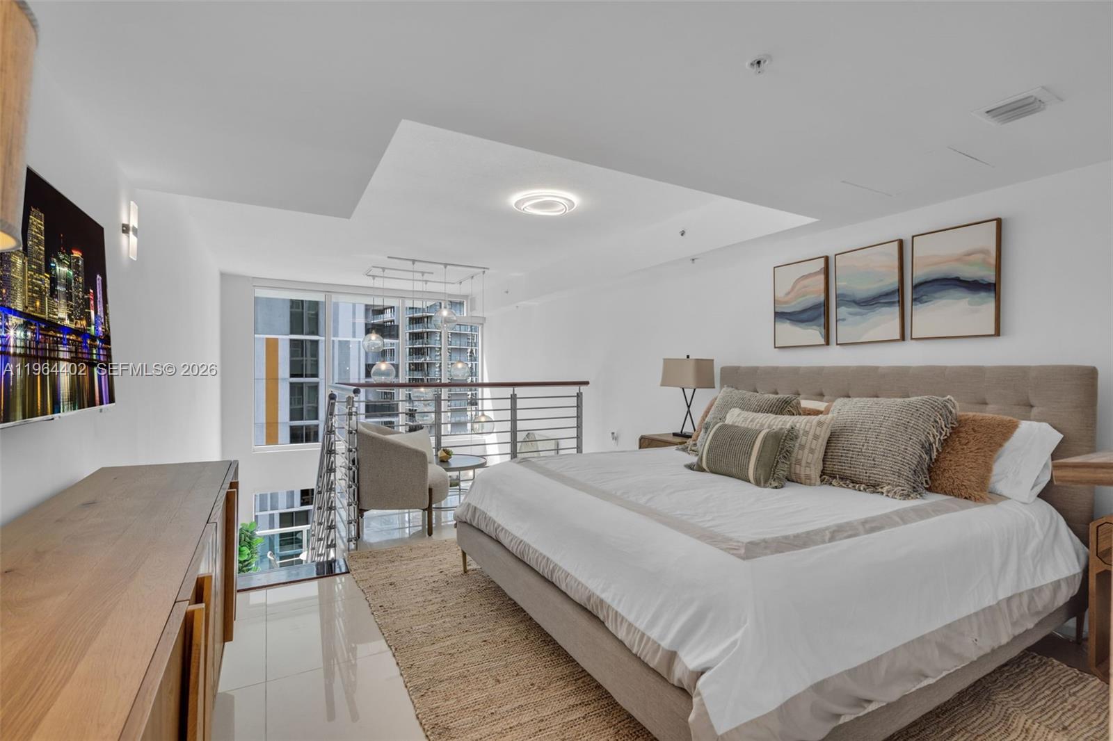 41 SE 5th St #1112, Miami FL 33131