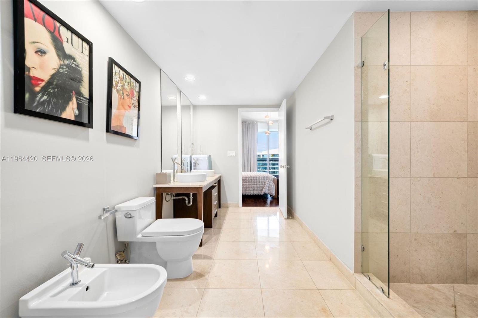 465 Brickell Ave #5302, Miami FL 33131