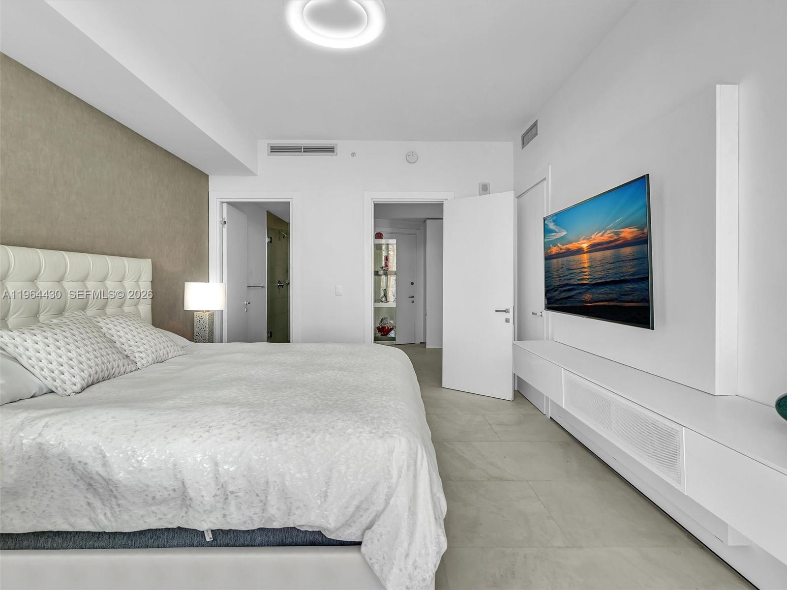 2900 NE 7th Ave #3307, Miami FL 33137