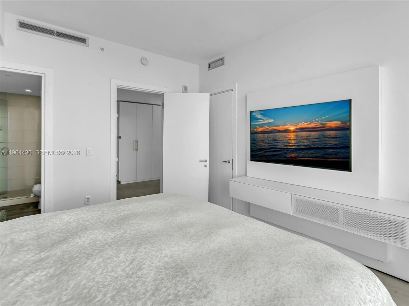 2900 NE 7th Ave #3307, Miami FL 33137