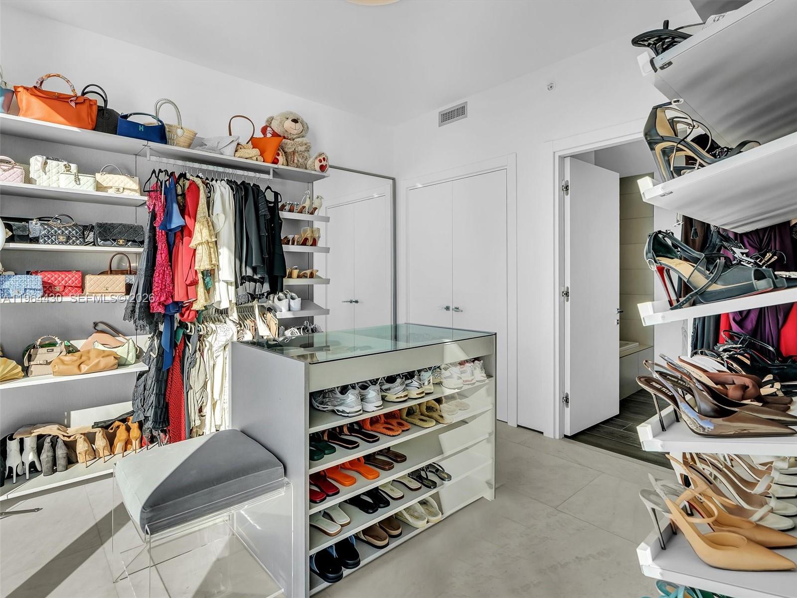 2900 NE 7th Ave #3307, Miami FL 33137