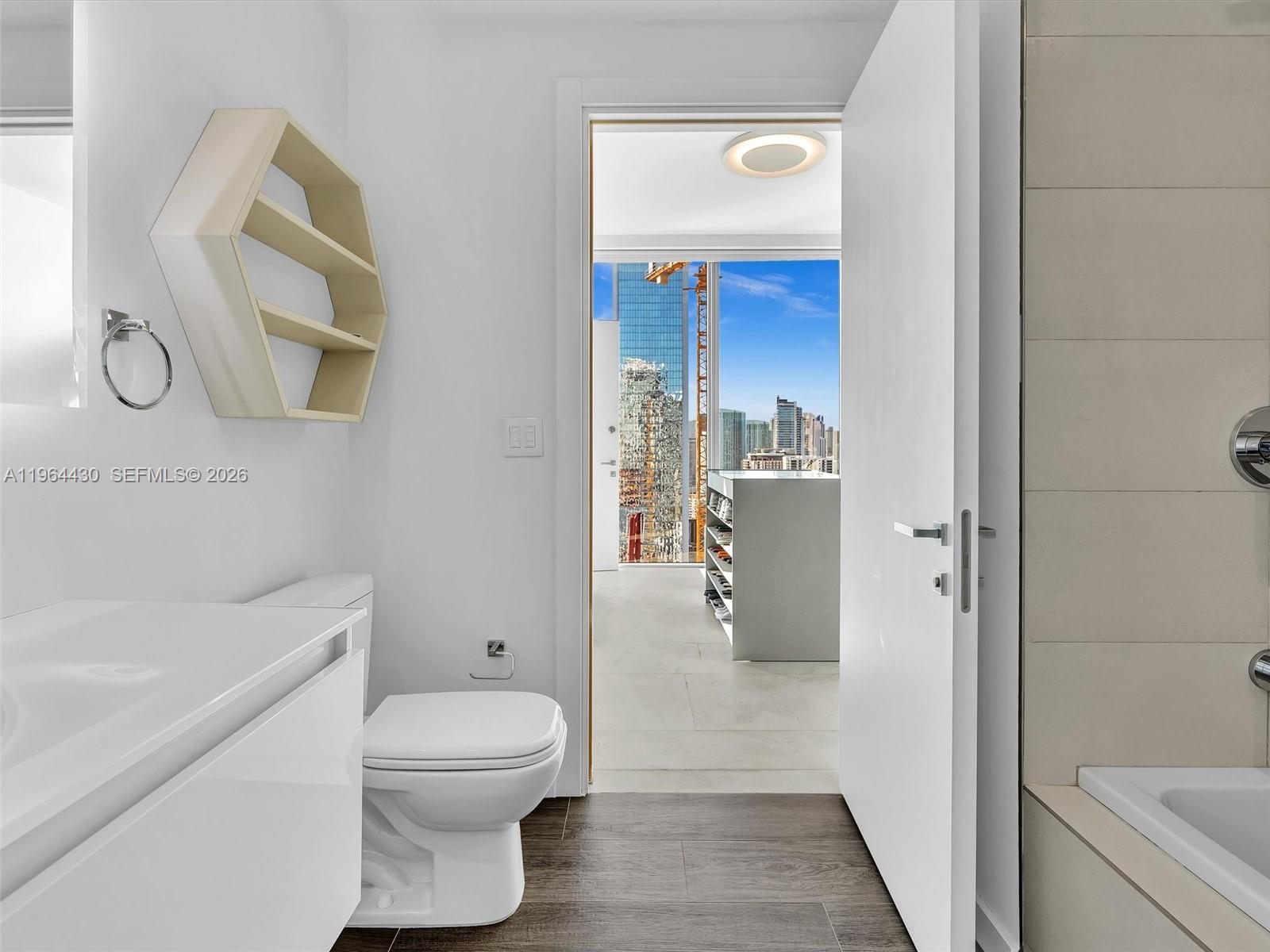 2900 NE 7th Ave #3307, Miami FL 33137