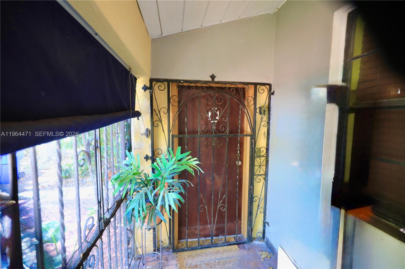 655 NE 82nd St, Miami FL 33138