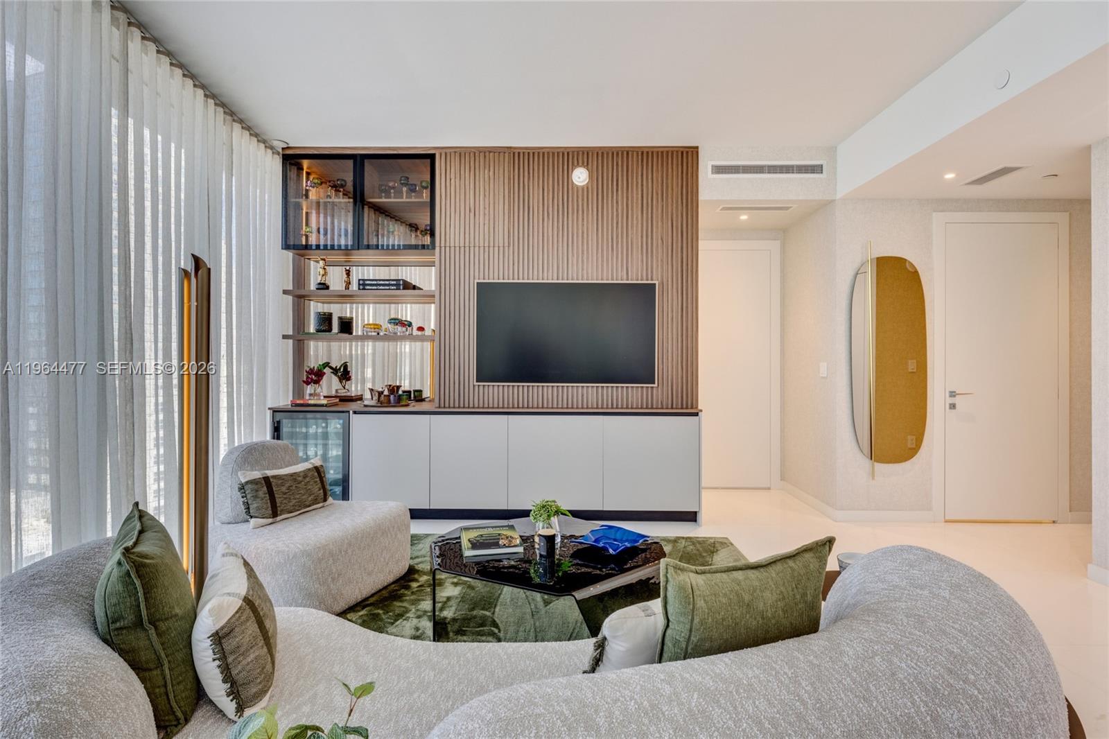 300 Biscayne Blvd Way #5008W, Miami FL 33131