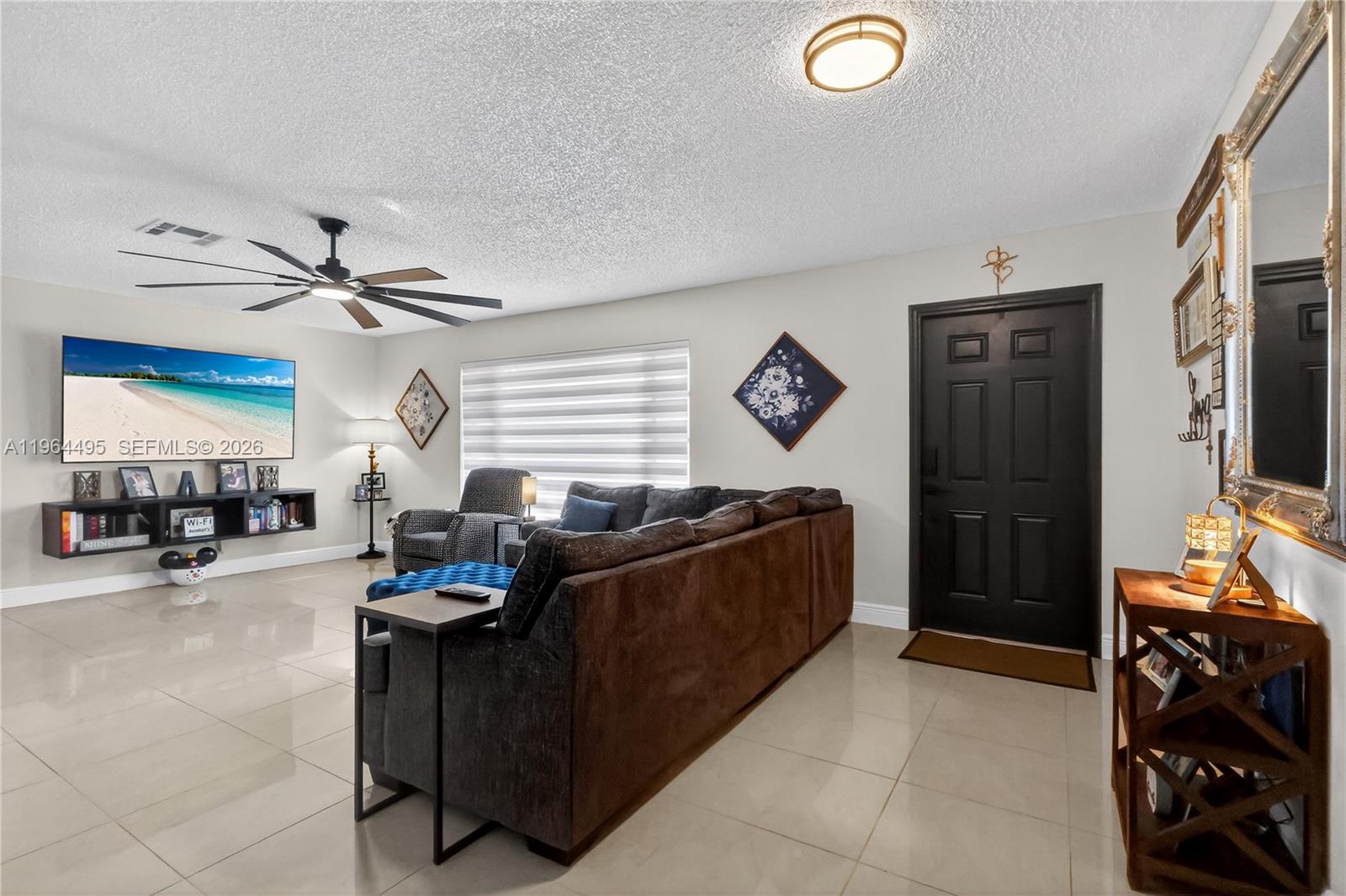 9401 NW 81st Ct, Tamarac FL 33321