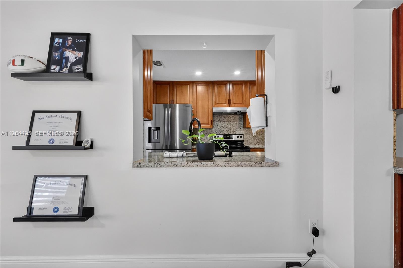 9401 NW 81st Ct, Tamarac FL 33321