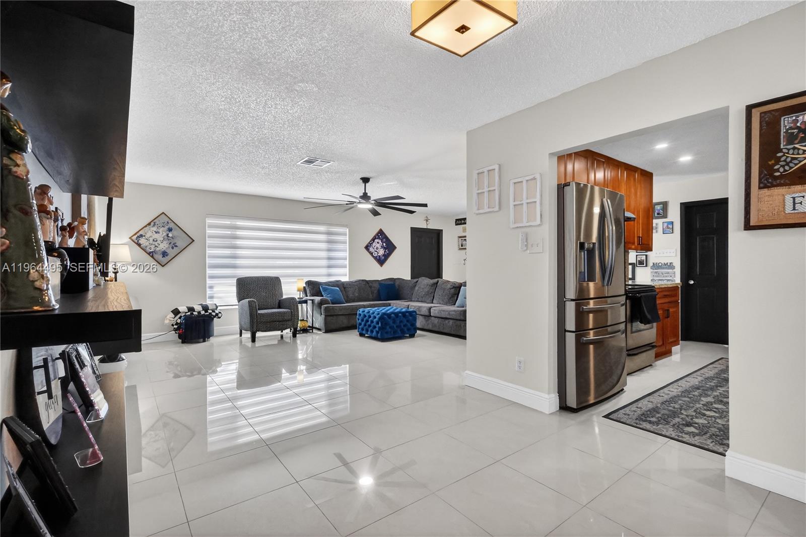 9401 NW 81st Ct, Tamarac FL 33321
