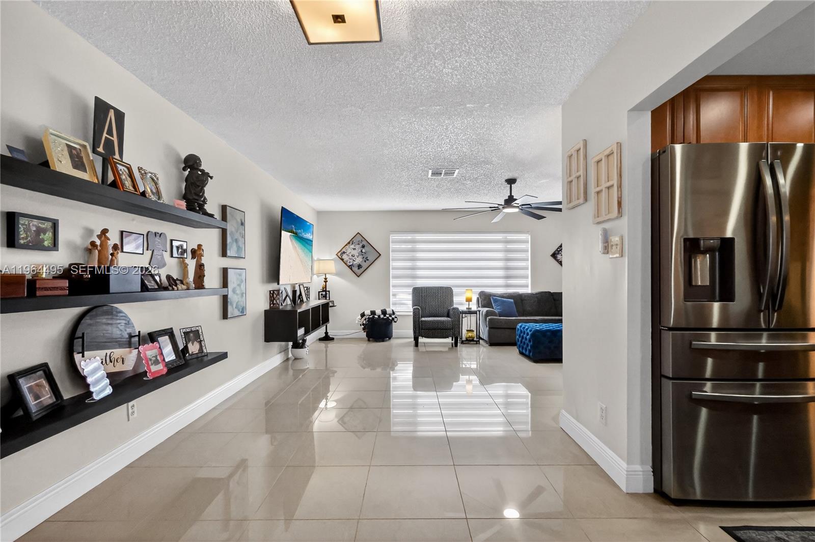9401 NW 81st Ct, Tamarac FL 33321