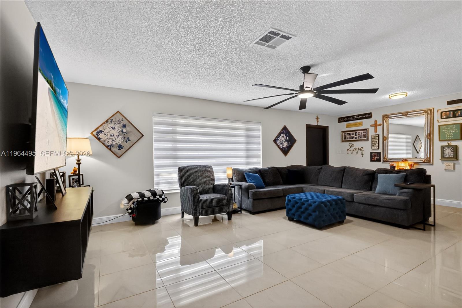 9401 NW 81st Ct, Tamarac FL 33321