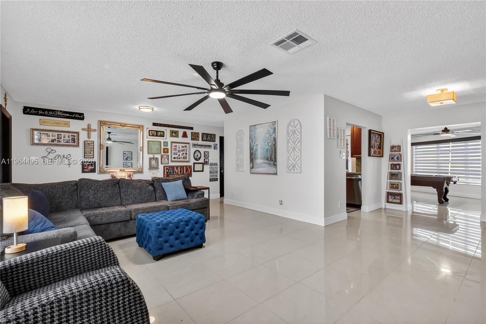 9401 NW 81st Ct, Tamarac FL 33321
