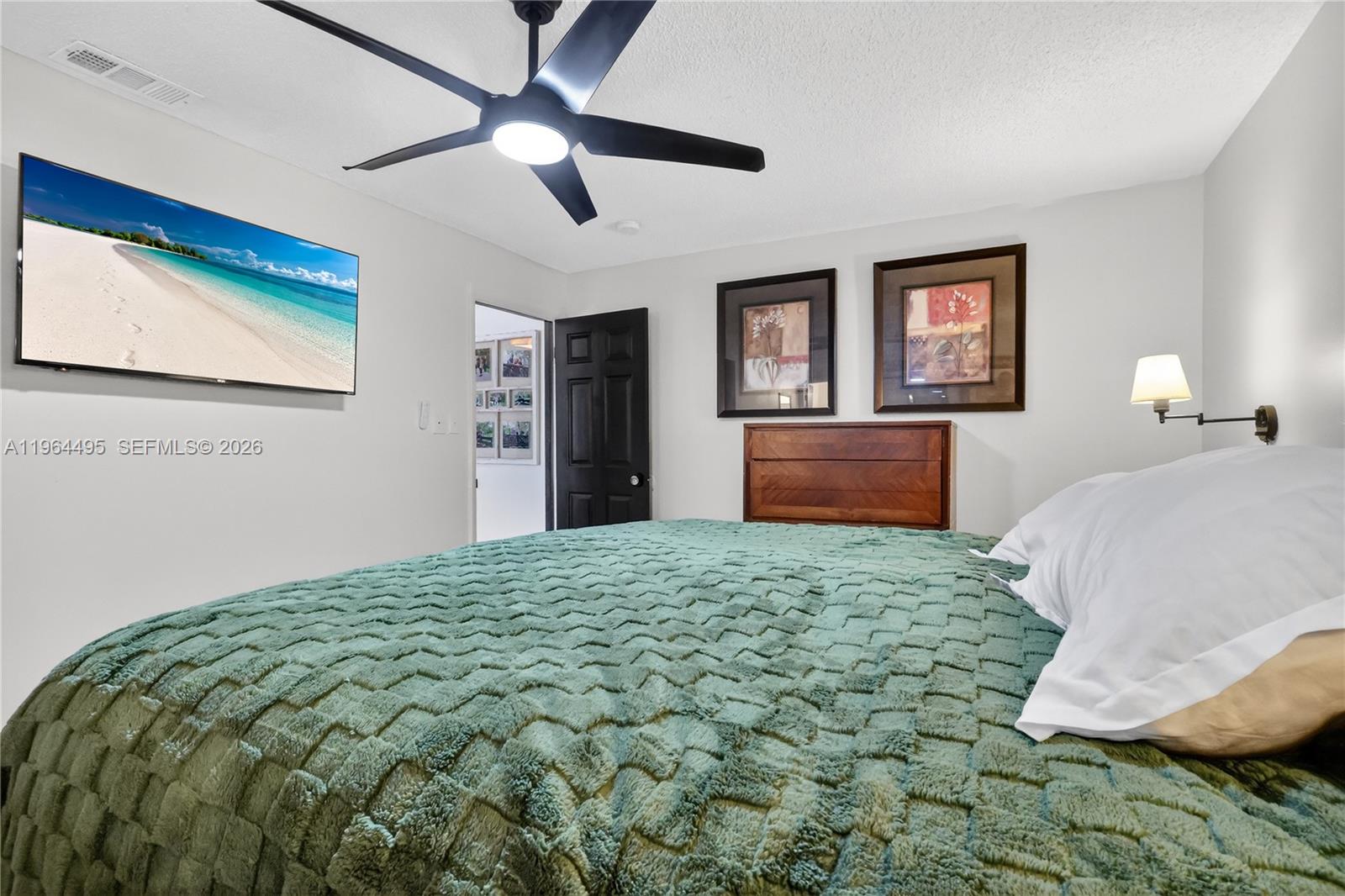 9401 NW 81st Ct, Tamarac FL 33321