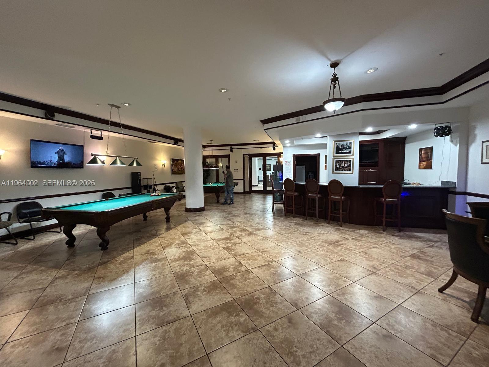 5077 NW 7th St #1012, Miami FL 33126