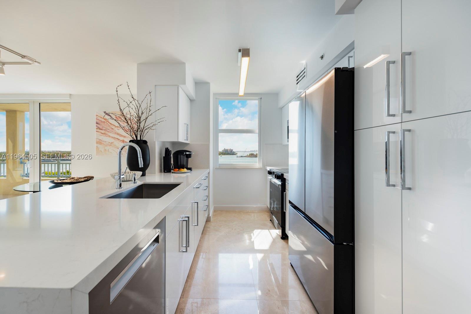 90 Alton Rd #902, Miami Beach FL 33139