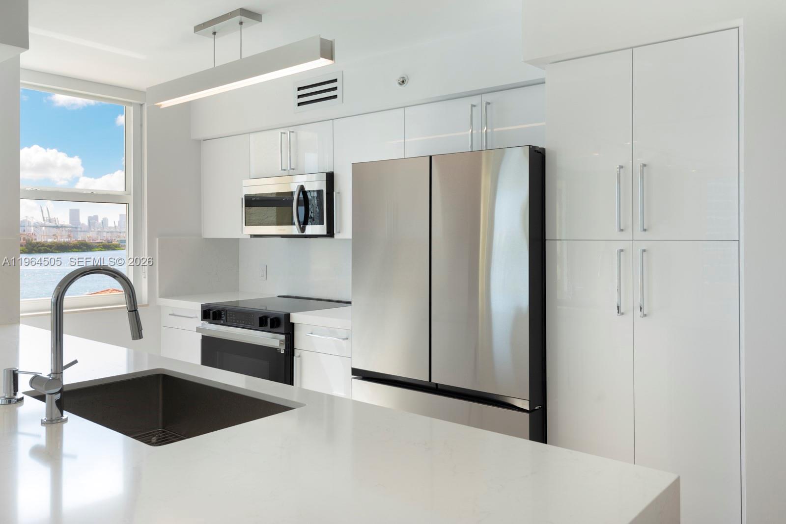 90 Alton Rd #902, Miami Beach FL 33139
