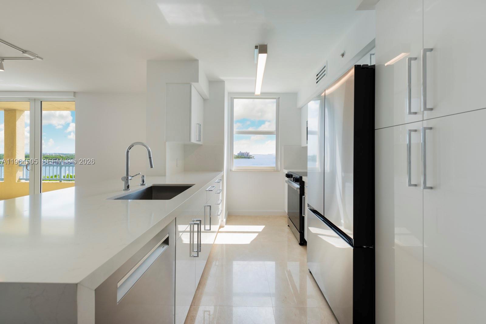 90 Alton Rd #902, Miami Beach FL 33139