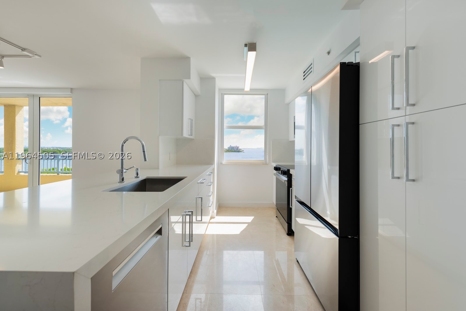 90 Alton Rd #902, Miami Beach FL 33139