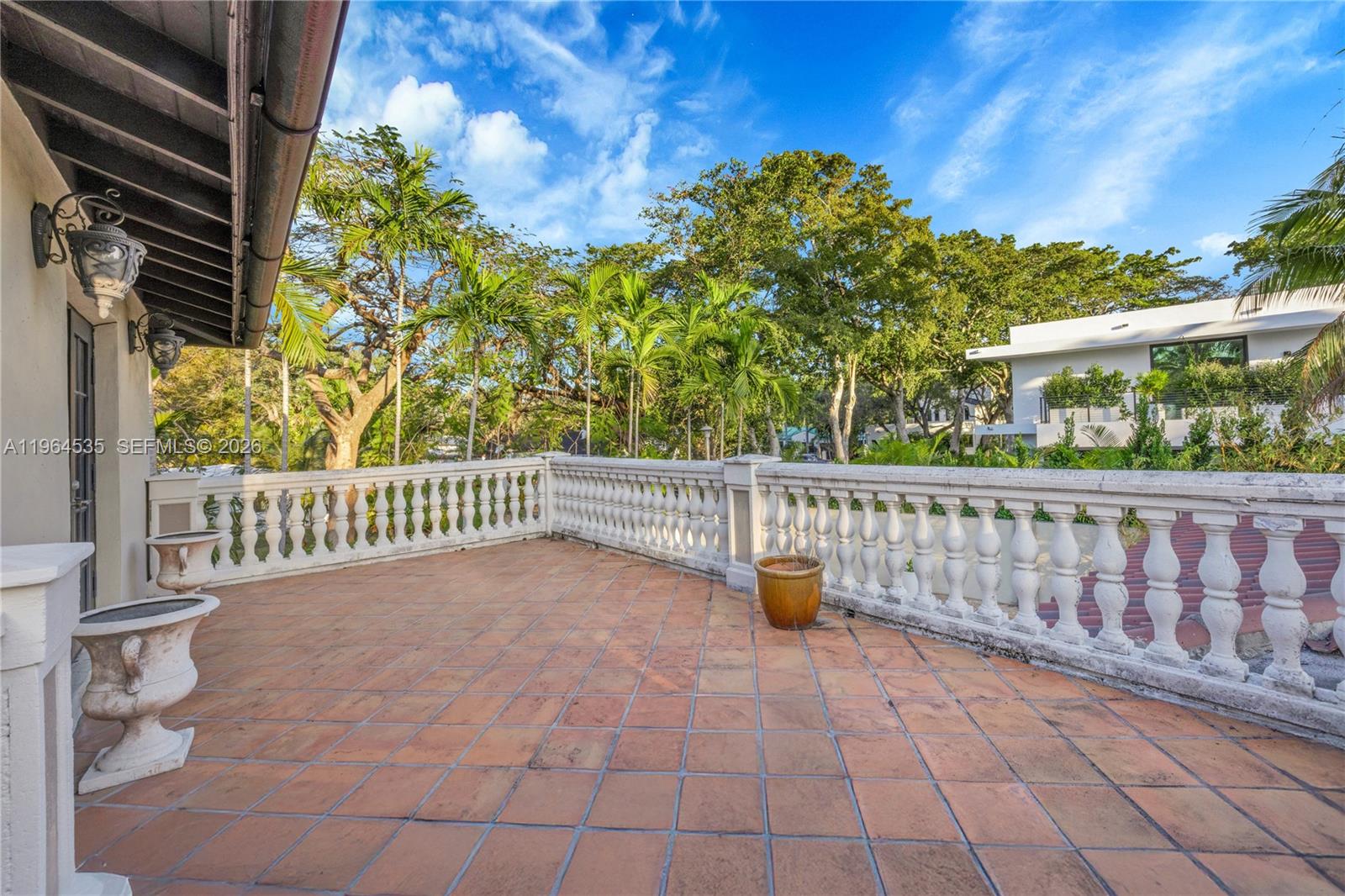 1648 Nocatee Dr, Miami FL 33133