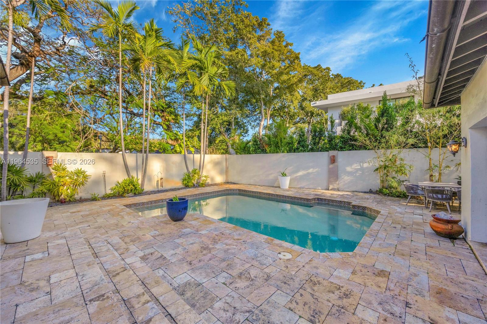 1648 Nocatee Dr, Miami FL 33133