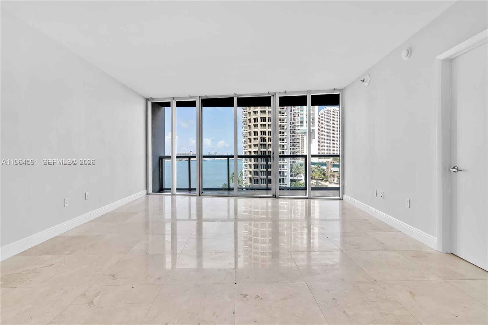 465 Brickell Ave #917, Miami FL 33131