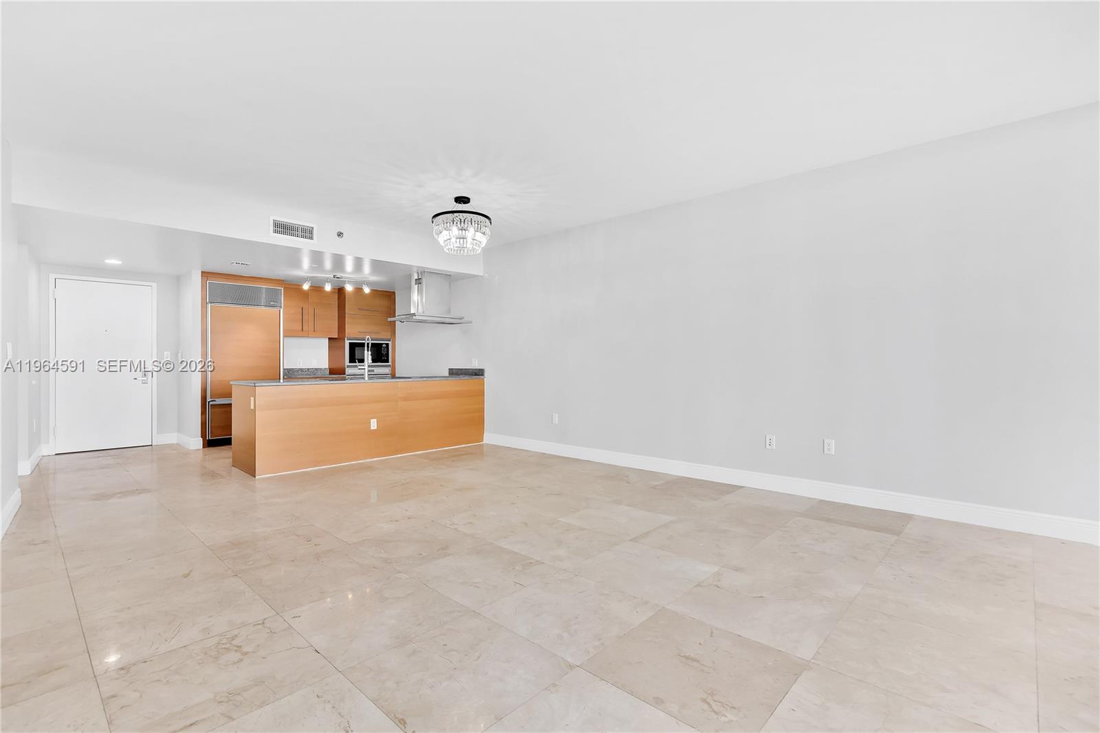 465 Brickell Ave #917, Miami FL 33131