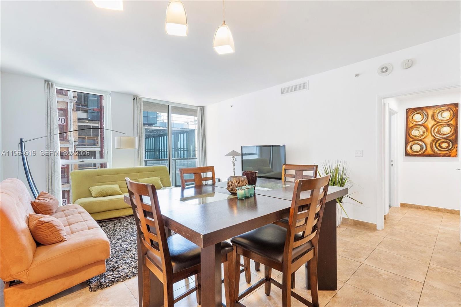 244 Biscayne Blvd #1906, Miami FL 33132