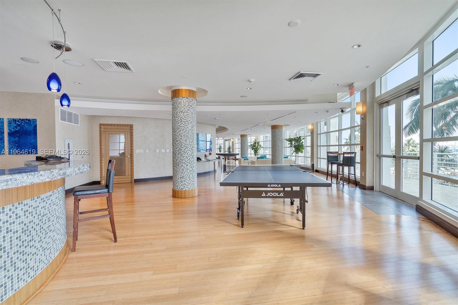 244 Biscayne Blvd #1906, Miami FL 33132