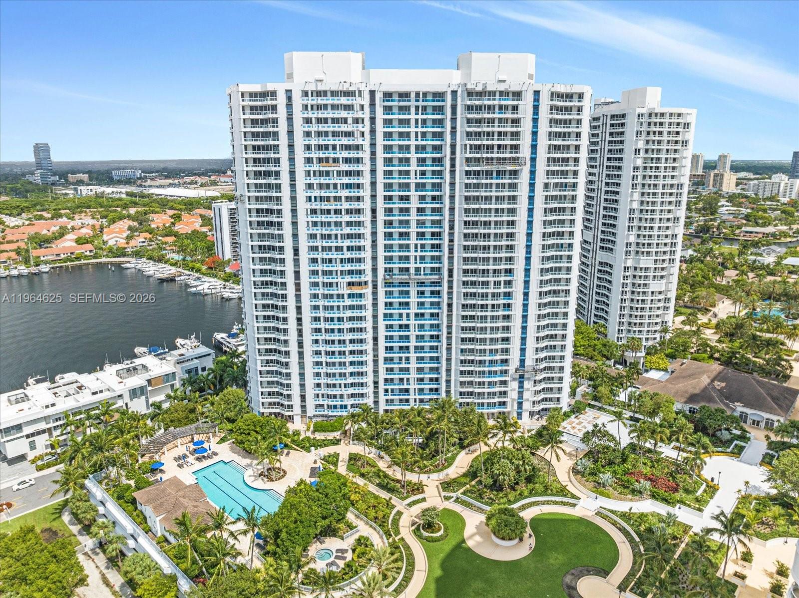 21055 Yacht Club Dr #802, Aventura FL 33180