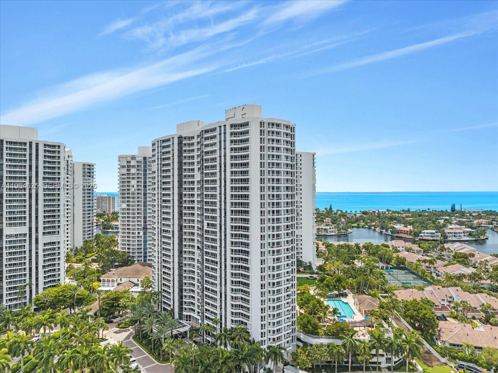 21055 Yacht Club Dr #802, Aventura FL 33180