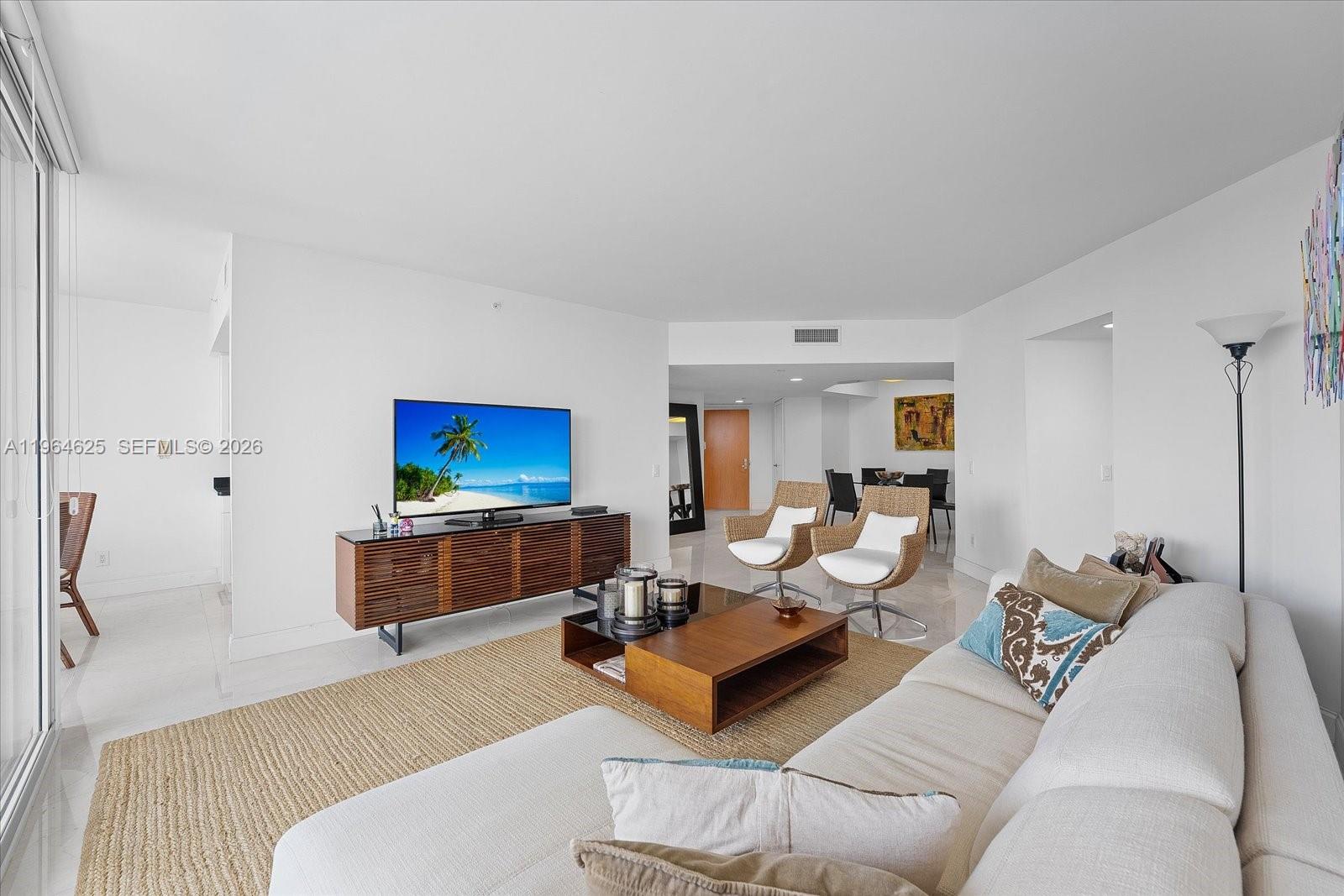 21055 Yacht Club Dr #802, Aventura FL 33180