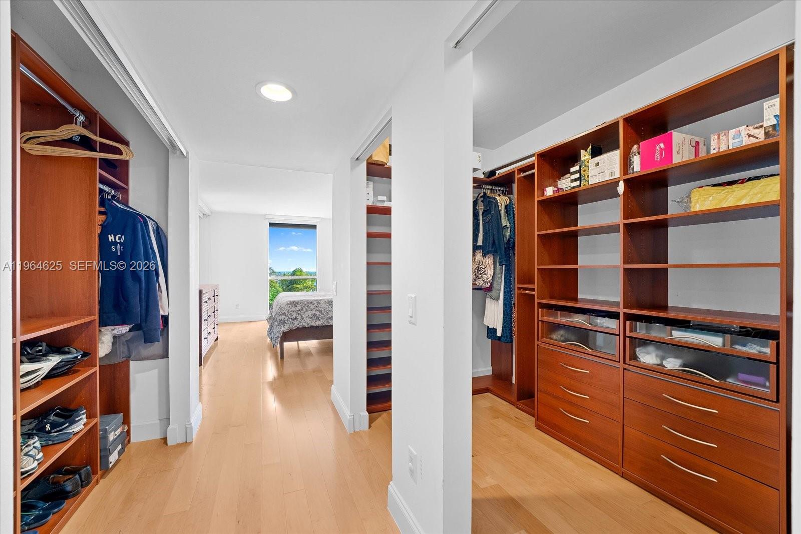 21055 Yacht Club Dr #802, Aventura FL 33180
