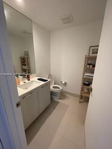 45 SW 9th St #3210, Miami FL 33130