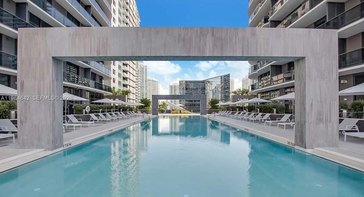 45 SW 9th St #3210, Miami FL 33130