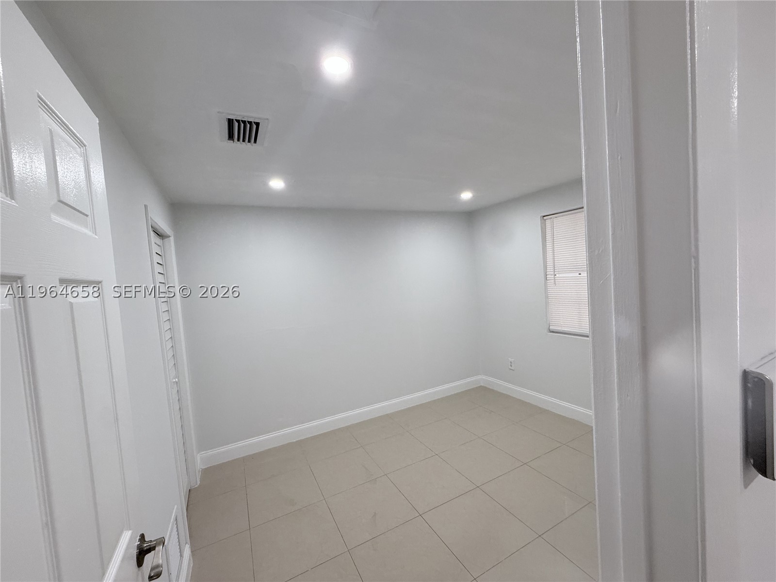 6829 SW 25th St, Miami FL 33155