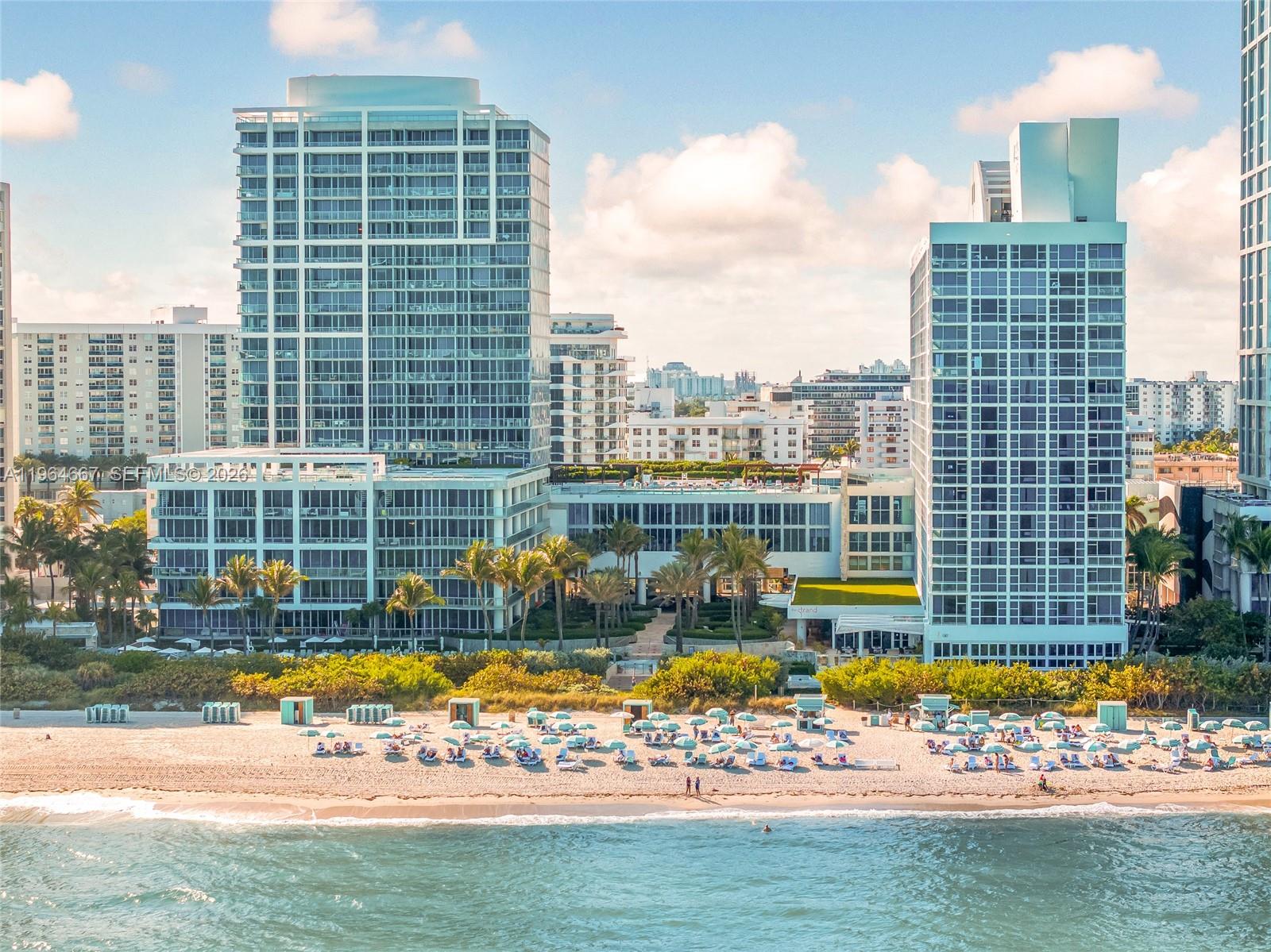 6801 Collins Ave #PH11 / Deed PH02, Miami Beach FL 33141