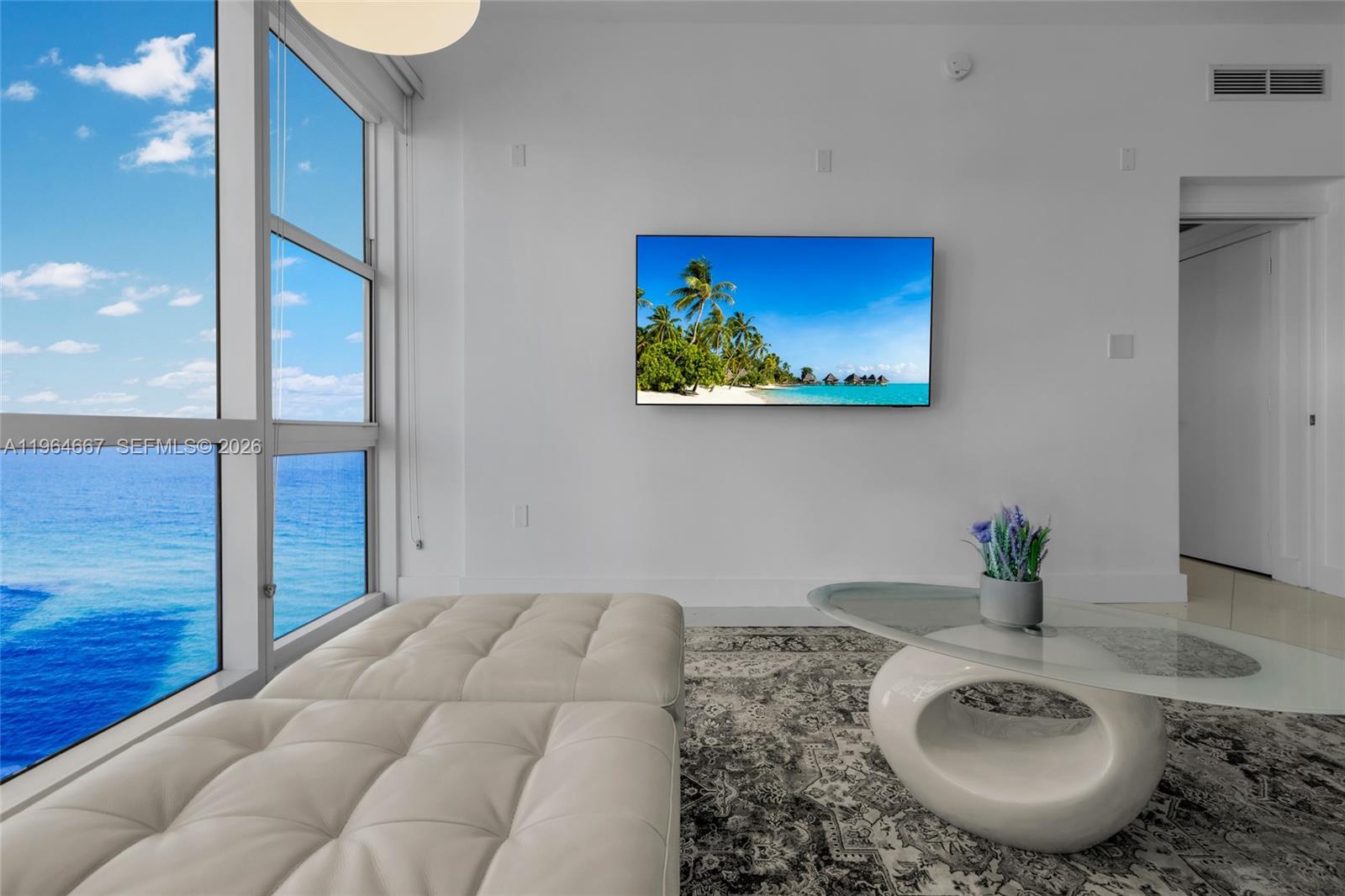 6801 Collins Ave #PH11 / Deed PH02, Miami Beach FL 33141