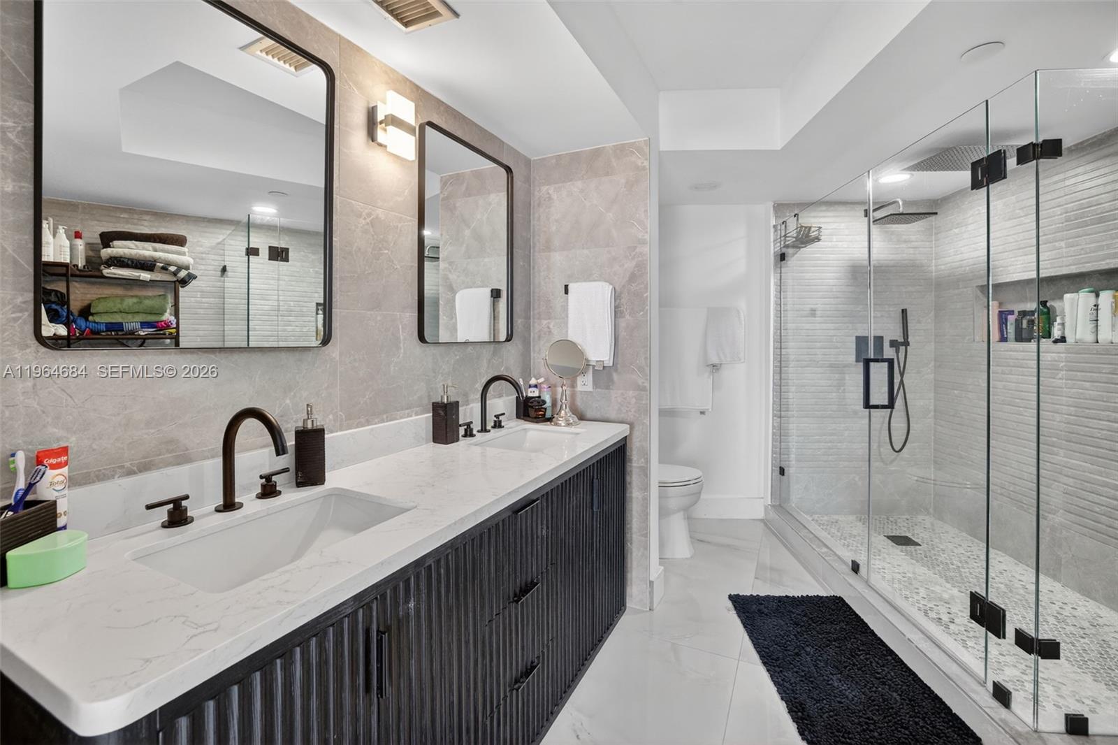 1000 Island Blvd-RENOVATED #1710, Aventura FL 33160